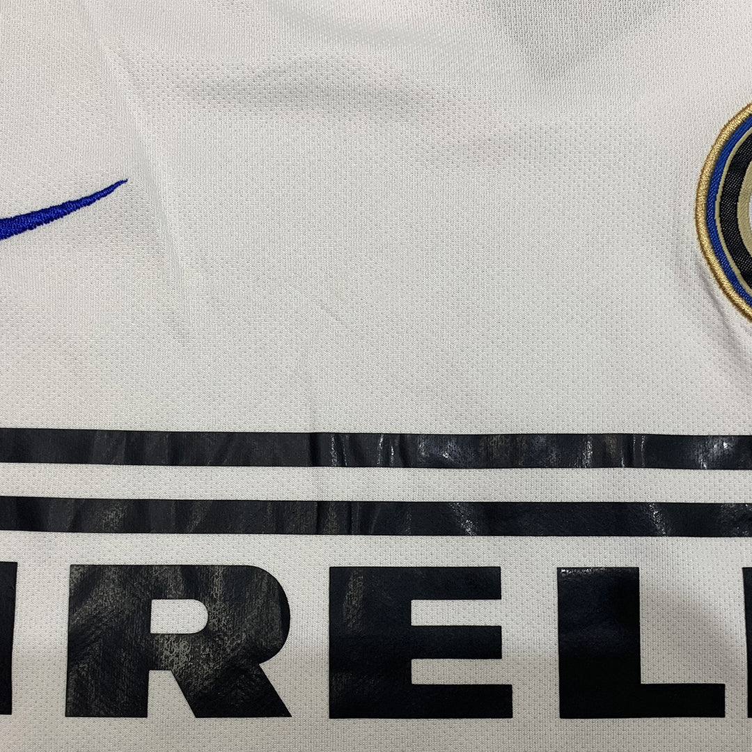 Retro 2010/11 Inter Milan Away Soccer Jersey - Image 3
