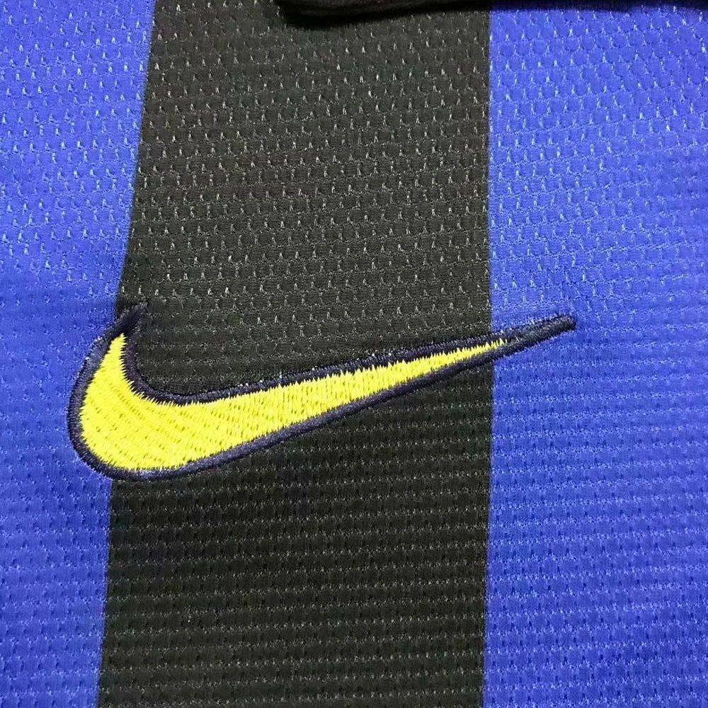 Retro 1998/99 Inter Milan Home Soccer Jersey - Image 3