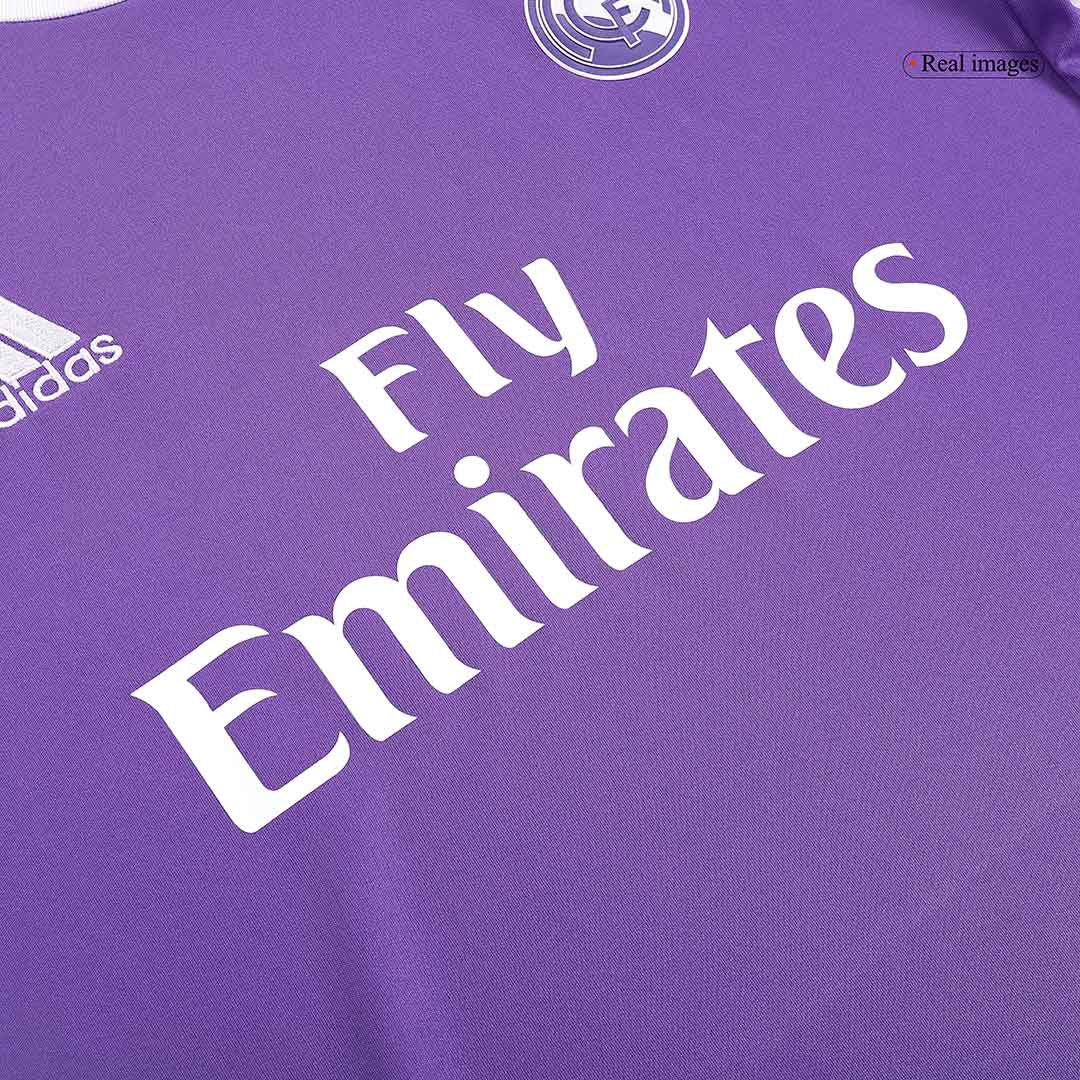 Retro Soccer Jersey Real Madrid Away 2016/17 - Image 8
