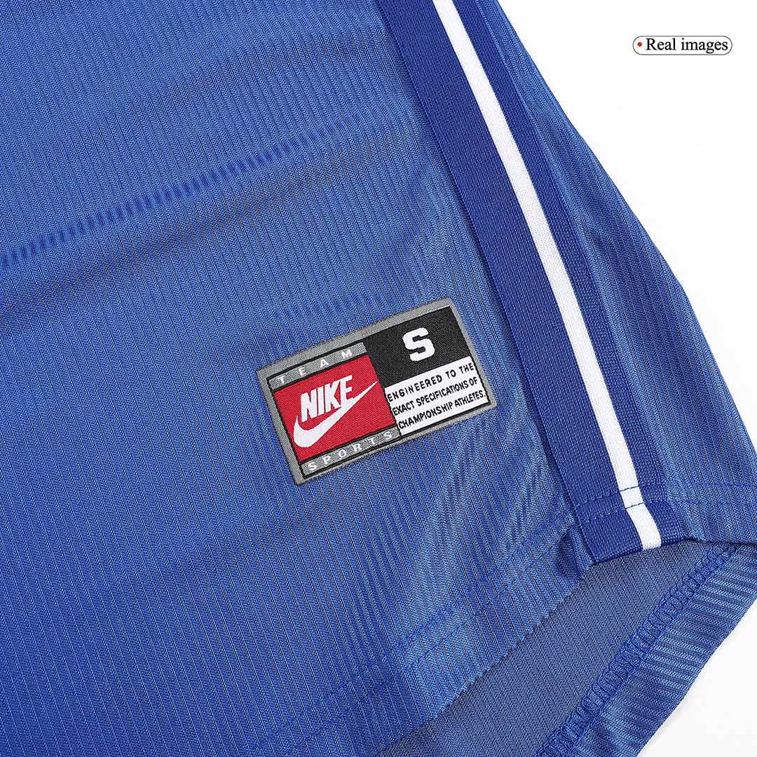 Retro BAGGIO R. #18 1998 Italy Home Soccer Jersey - Image 6